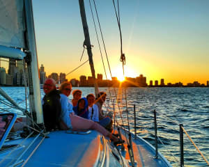 Chicago Sailing Private Charter Sunset - 2 Hours (WEEKEND)