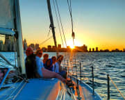 Chicago Sailing Private Charter Sunset - 2 Hours (WEEKEND)