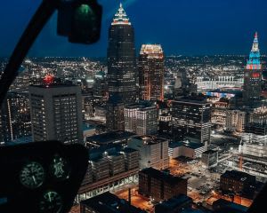 Private Chicago Holiday Lights Helicopter Tour - 15 Minutes