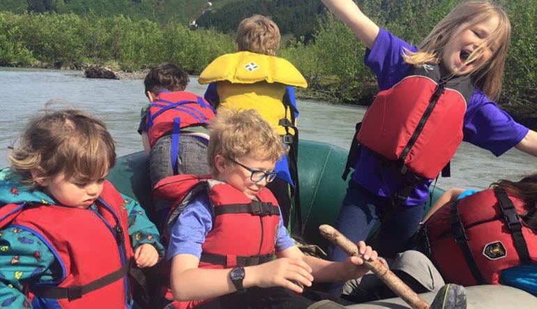 Alaskan Raft Trip Family Friendly