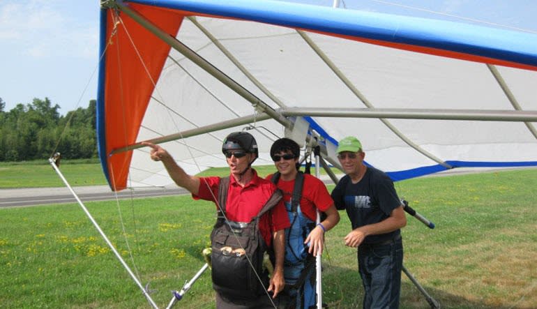 Hang Gliding New York Getting Ready