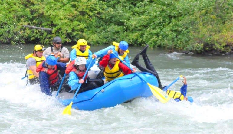 Whitewater Rafting Seattle, Tieton River Team Effort