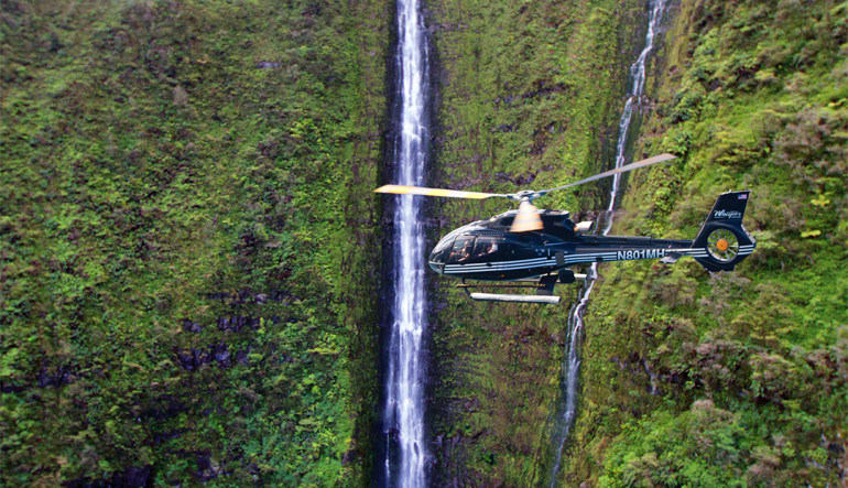 Helicopter Tour Maui Hawaii Molokai Deluxe waterfalls ride