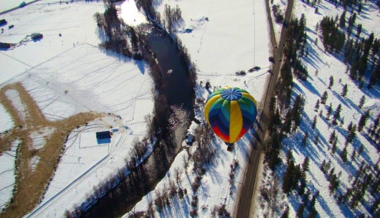 Hot Air Balloon Ride Seattle - 1 Hour Morning Flight  Snow