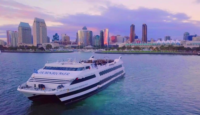 Harbor Cruise San Diego - 1 Hour  Twilight