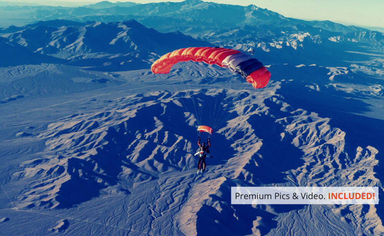 Go Jump Skydive Las Vegas Tandem skydiving parachuting sin city go pro premium