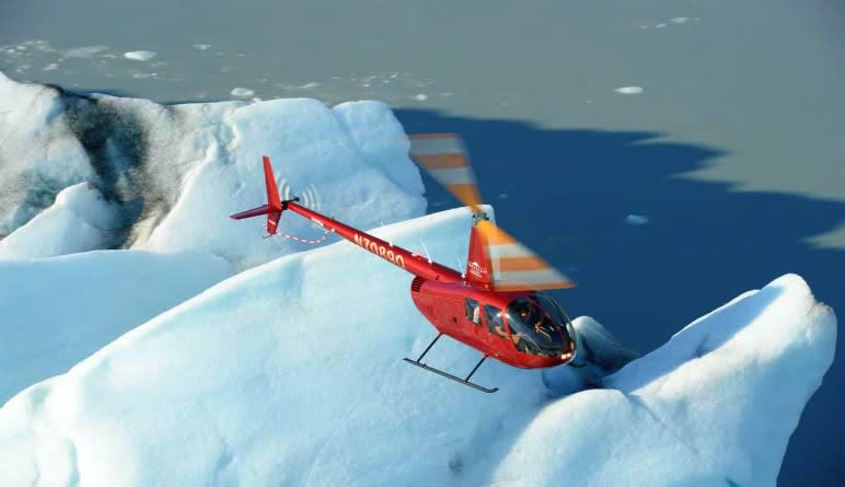 Helicopter Tour Knik River Valley with Glacier Landing and Dogsled Tour, Anchorage - 2 Hours