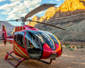 Grand Canyon Helicopter Tour with Floor Landing, Champagne Picnic and Strip Tour