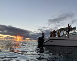 Private Sunset Cruise North Shore of Oahu - 2 hours