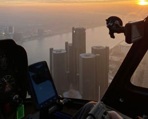 Private Sunset Helicopter Tour Detroit - 30 Minutes