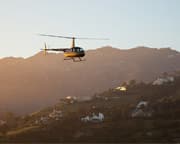 Private Helicopter Tour Los Angeles, Beaches - 30 Minutes