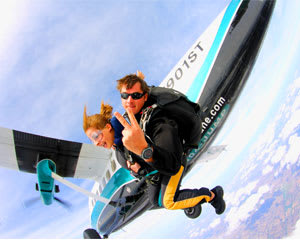 Skydiving Chicago - 18,000ft Jump