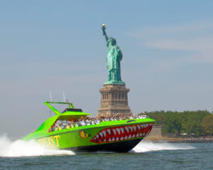 The Beast Speedboat Ride New York City, Pier 83 Midtown - 30 Minutes