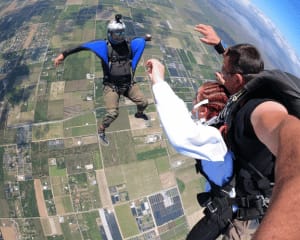 Tandem Skydiving New York - 10,000ft